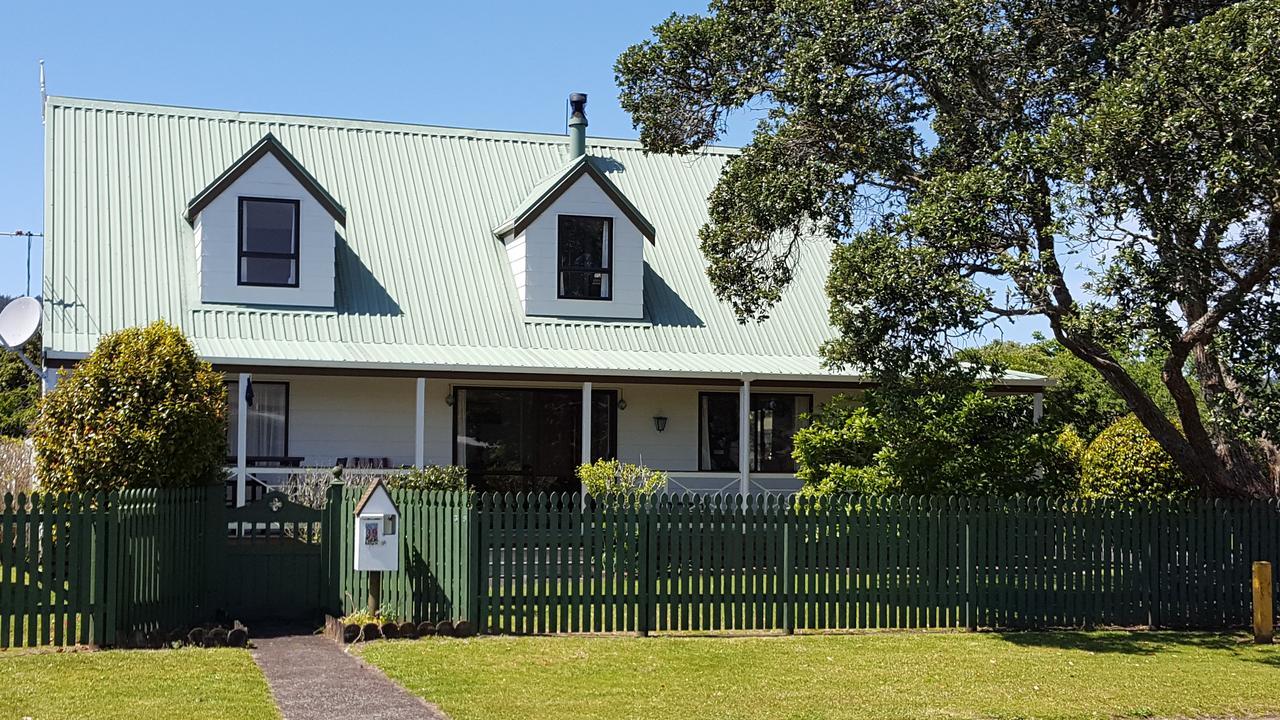 Arthur Street Bed and Breakfast Whitianga Exterior foto